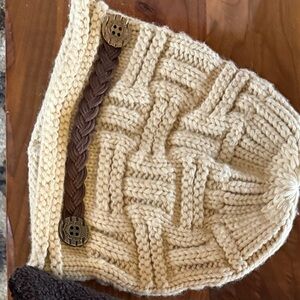 Chunky Knit Cream Beanie with Brown Braid